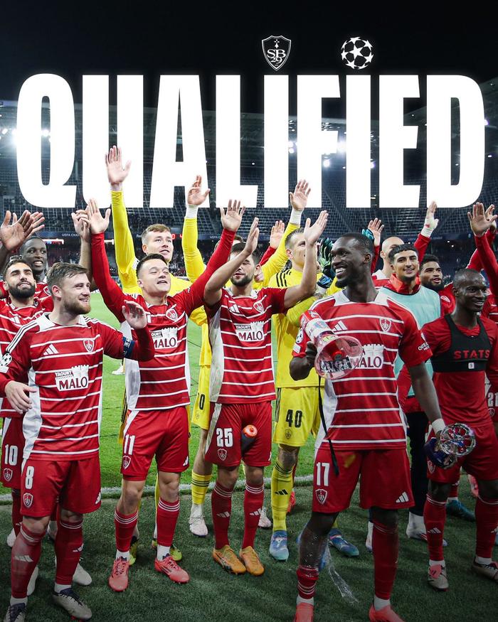 里尔在法甲联赛中继续领跑积分榜