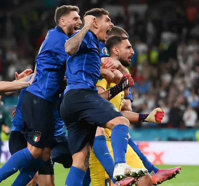 关于欧洲杯助教激烈角逐,队伍战术备受关注的信息 关于欧洲杯助教激烈角逐,队伍战术备受关注的信息