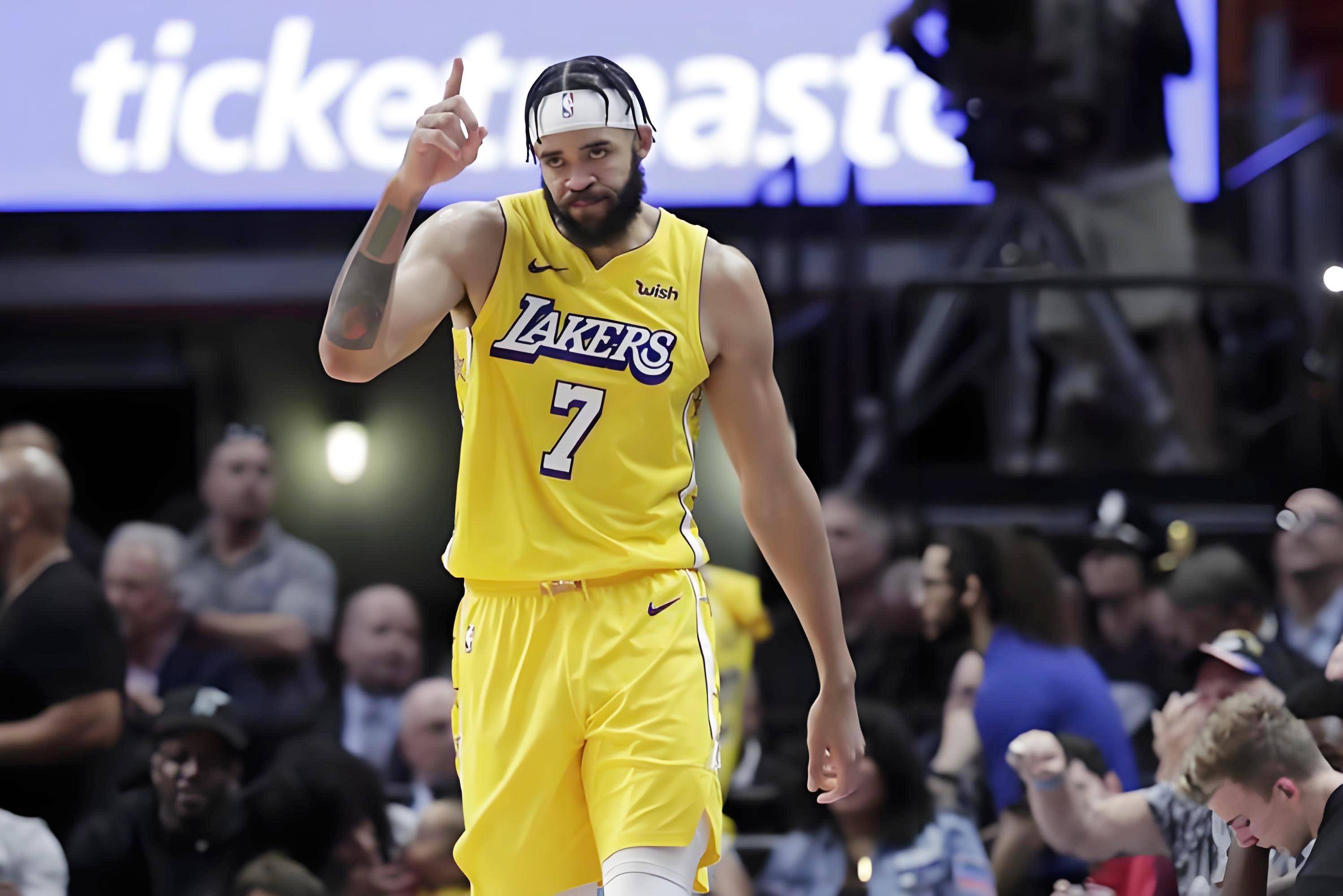 湖人队明星球员在比赛中表现出色 湖人队明星球员在比赛中表现出色