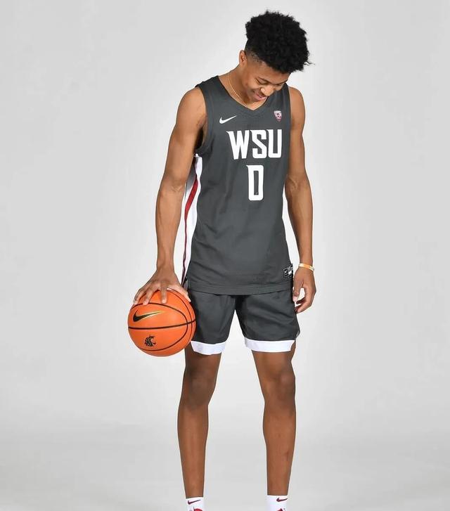 灰熊新秀崛起,成为球队未来希望 灰熊新秀崛起,成为球队未来希望