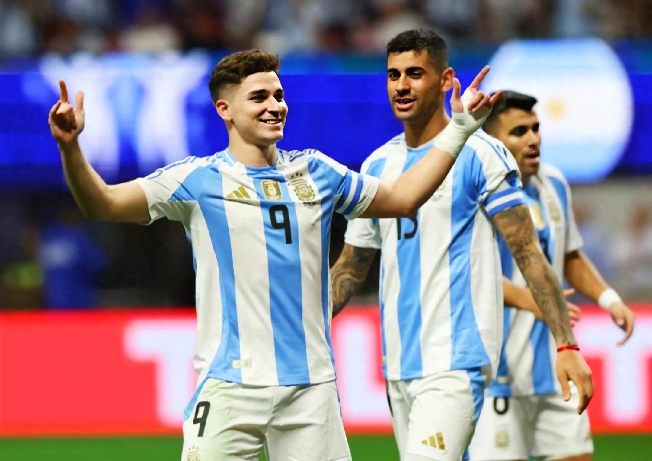 关于阿根廷前锋连续场比赛破门引发球迷欢呼的信息 关于阿根廷前锋连续场比赛破门引发球迷欢呼的信息